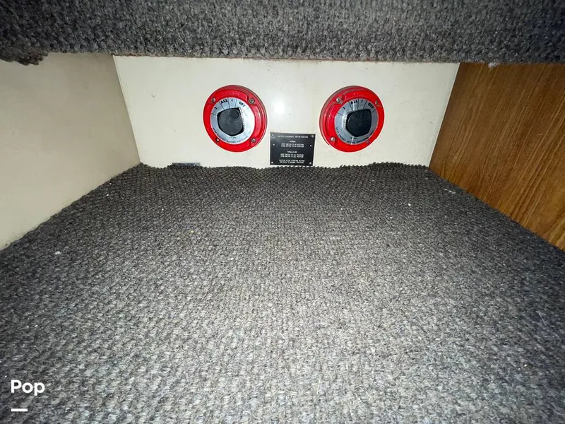 Slide: The Image of Chris-Craft Catalina 294 Express 1986 - 11335592