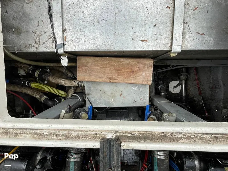 Slide: The Image of Chris-Craft Catalina 294 Express 1986 - 11335713