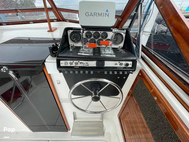 Slide: The Image of Chris-Craft Catalina 294 Express 1986 - 11335199