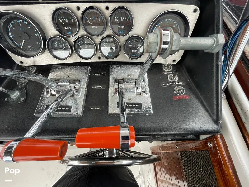 Slide: The Image of Chris-Craft Catalina 294 Express 1986 - 11335218