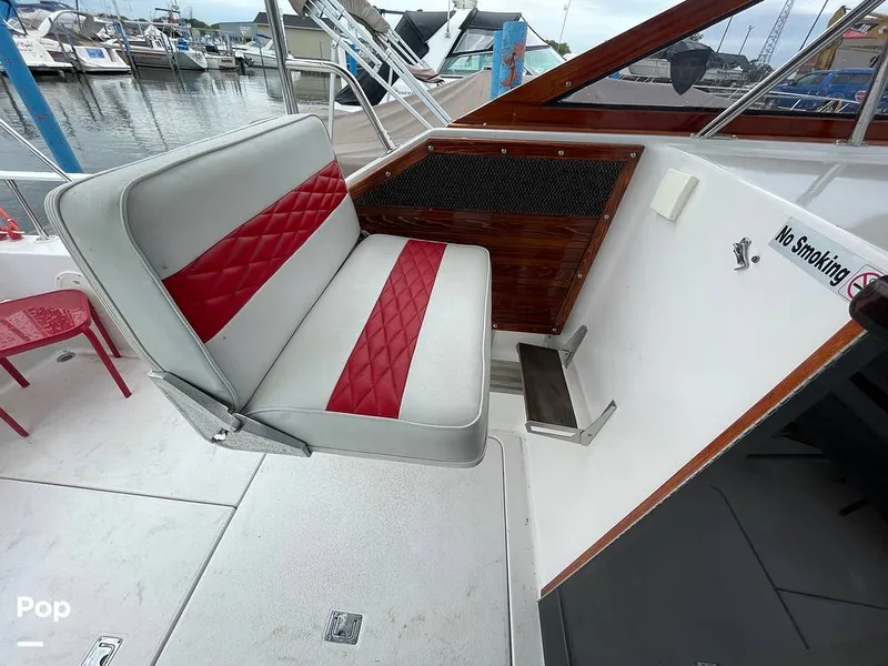 Slide: The Image of Chris-Craft Catalina 294 Express 1986 - 11335237