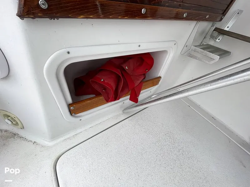 Slide: The Image of Chris-Craft Catalina 294 Express 1986 - 11335245