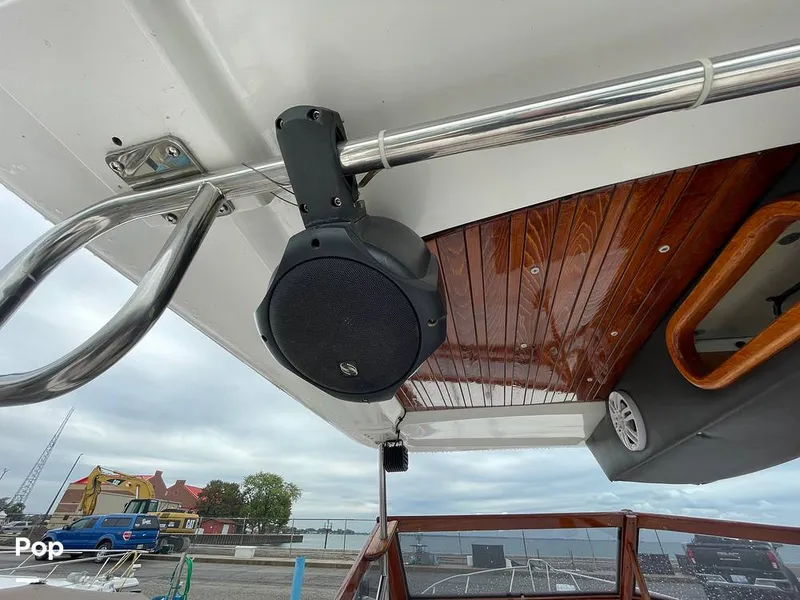 Slide: The Image of Chris-Craft Catalina 294 Express 1986 - 11335251