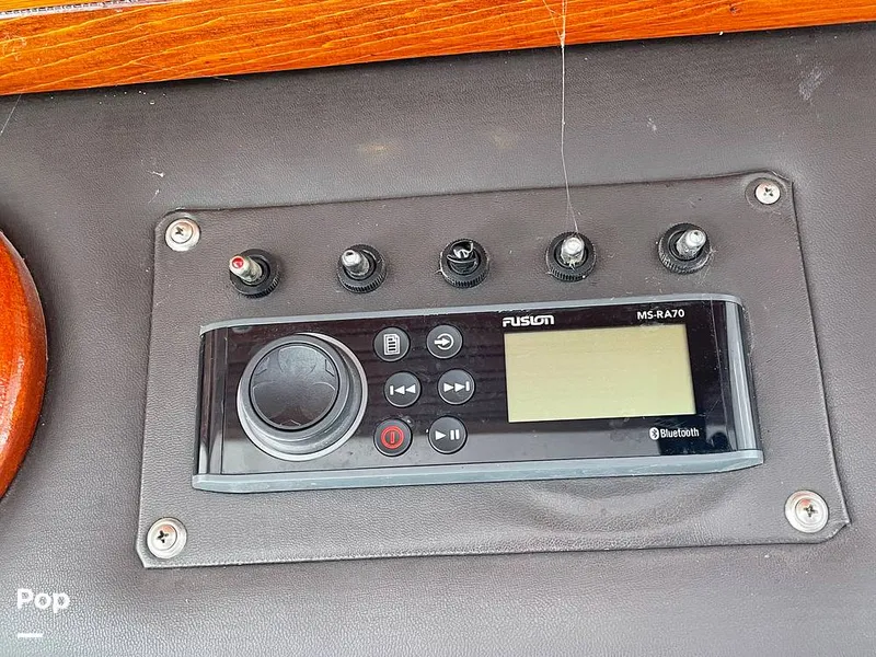 Slide: The Image of Chris-Craft Catalina 294 Express 1986 - 11335260