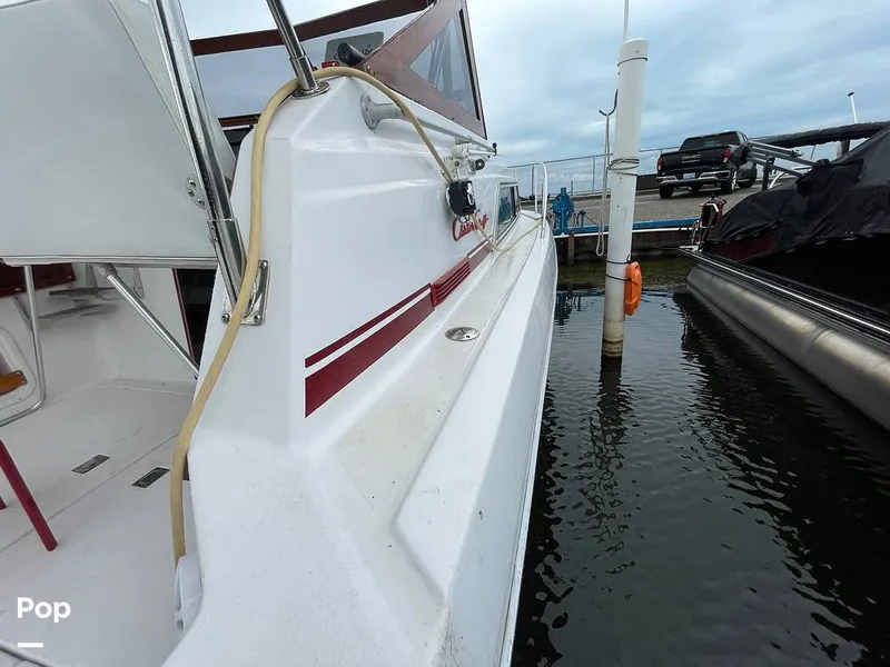 Slide: The Image of Chris-Craft Catalina 294 Express 1986 - 11335350
