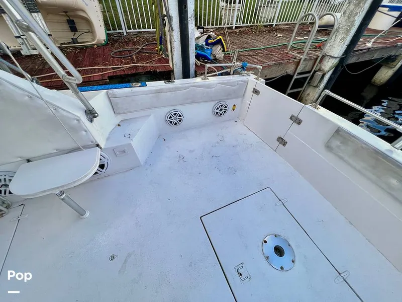 Slide: The Image of Chris-Craft 333 Commander Sport 1985 - 11173828