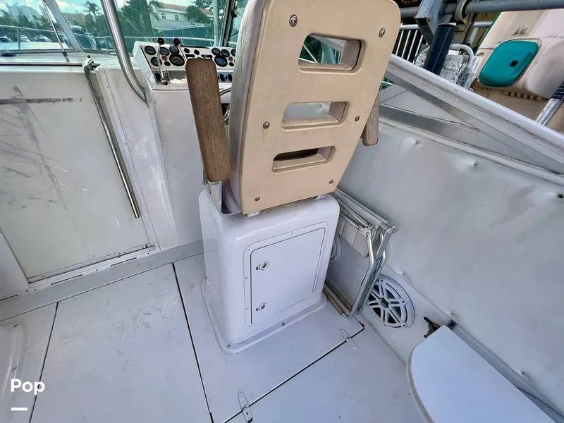 Slide: The Image of Chris-Craft 333 Commander Sport 1985 - 11173845