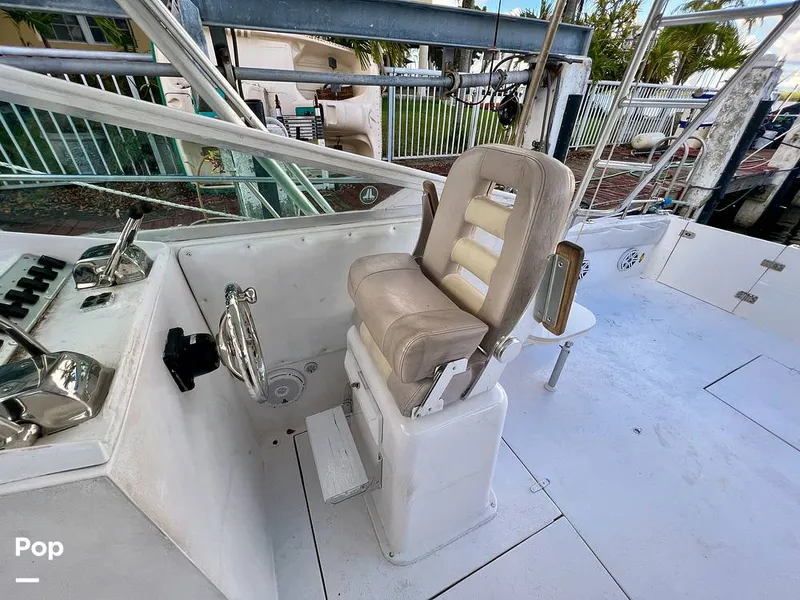 Slide: The Image of Chris-Craft 333 Commander Sport 1985 - 11173855