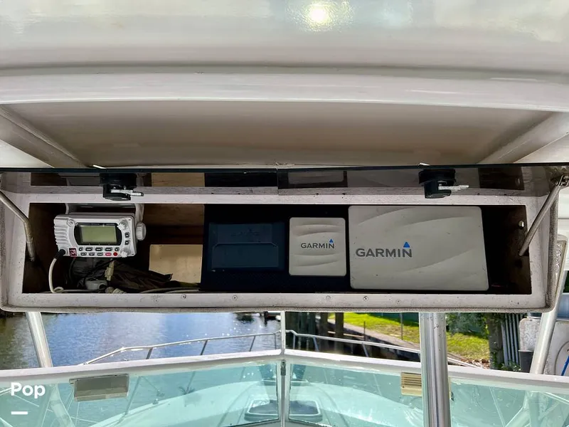 Slide: The Image of Chris-Craft 333 Commander Sport 1985 - 11173889