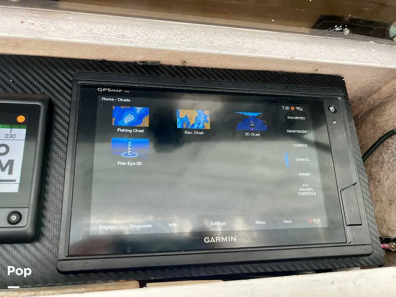 Slide: The Image of Chris-Craft 333 Commander Sport 1985 - 11173905