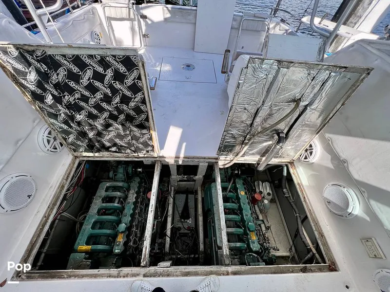 Slide: The Image of Chris-Craft 333 Commander Sport 1985 - 11173988