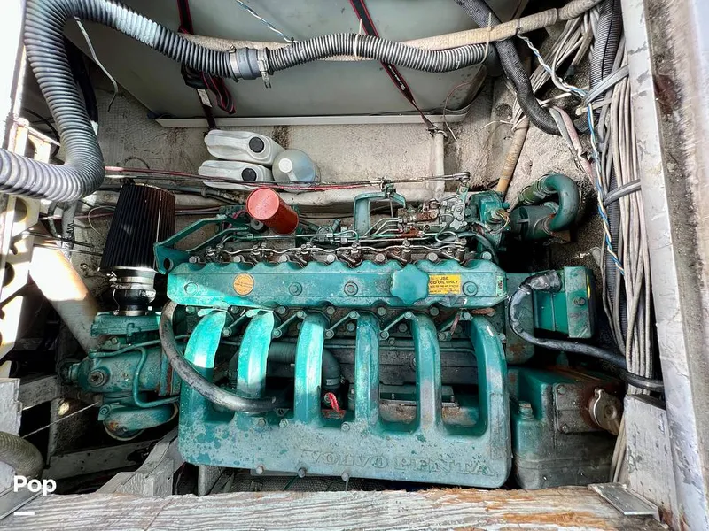 Slide: The Image of Chris-Craft 333 Commander Sport 1985 - 11174015