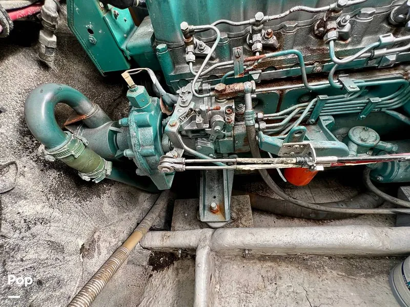 Slide: The Image of Chris-Craft 333 Commander Sport 1985 - 11174019