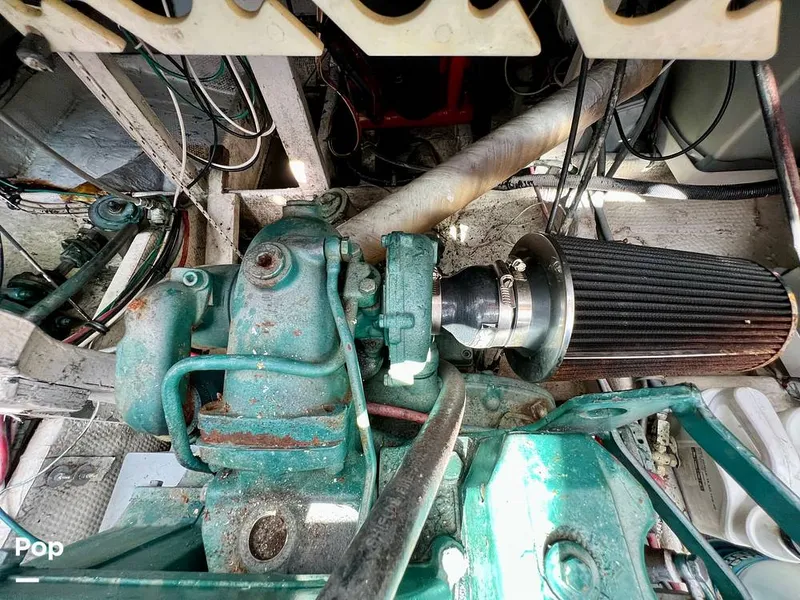 Slide: The Image of Chris-Craft 333 Commander Sport 1985 - 11174031