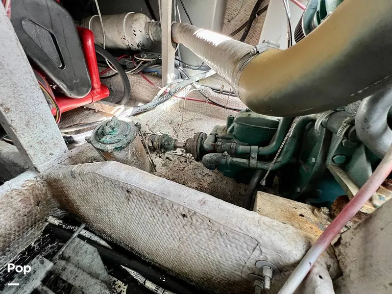 Slide: The Image of Chris-Craft 333 Commander Sport 1985 - 11174035