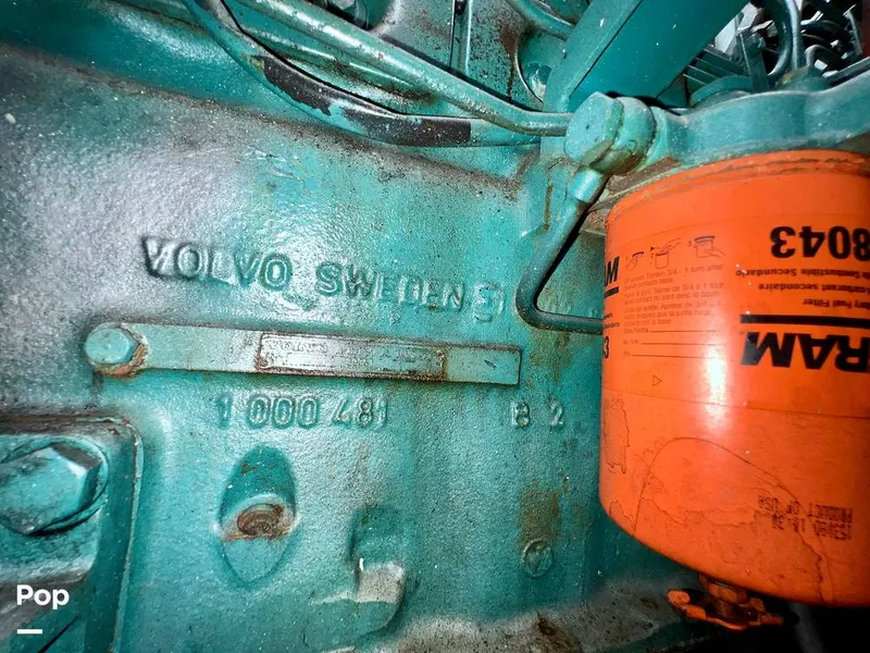 Slide: The Image of Chris-Craft 333 Commander Sport 1985 - 11174040