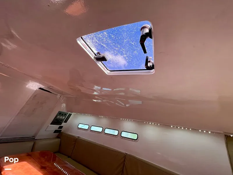 Slide: The Image of Chris-Craft 333 Commander Sport 1985 - 11174047