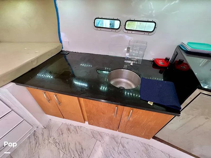 Slide: The Image of Chris-Craft 333 Commander Sport 1985 - 11174051