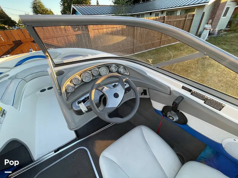 Slide: The Image of Bayliner Discovery 195 2007 - 11178860