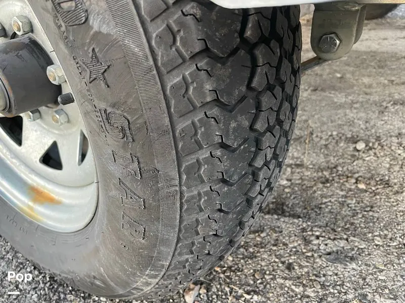 Slide: The Image of Bayliner Discovery 195 2007 - 11178970