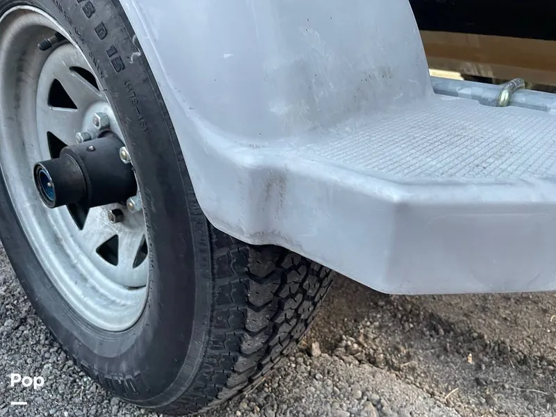 Slide: The Image of Bayliner Discovery 195 2007 - 11179011