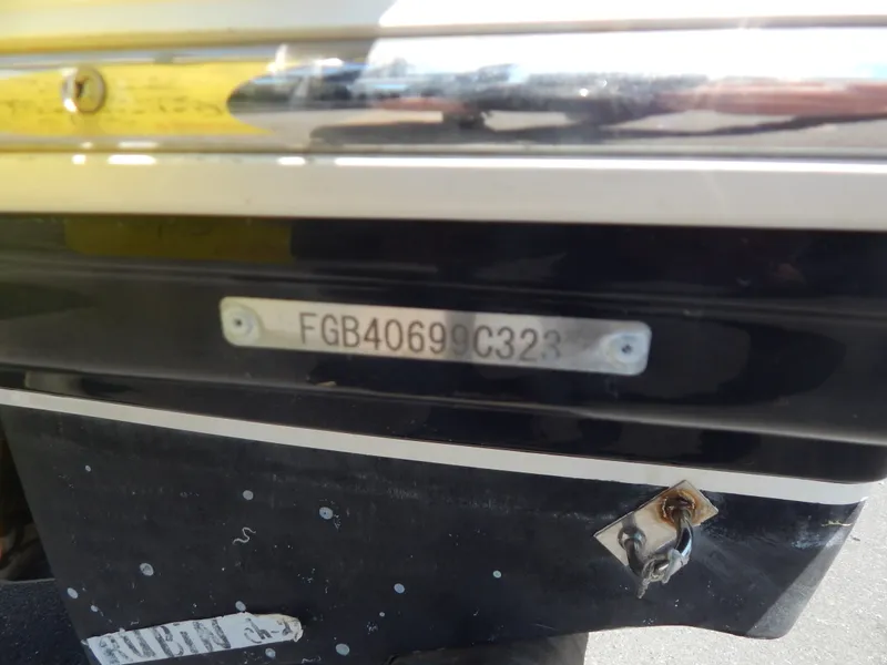 Slide: The Image of Chaparral 23 SSi 2023 - 5