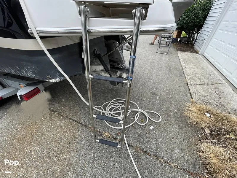 Slide: The Image of Regal 2565 Window Express 2007 - 11247373