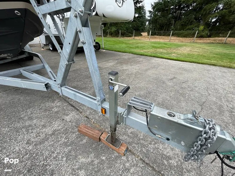 Slide: The Image of Regal 2565 Window Express 2007 - 11247406