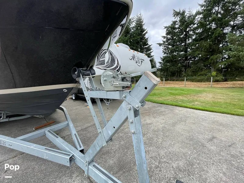 Slide: The Image of Regal 2565 Window Express 2007 - 11247407