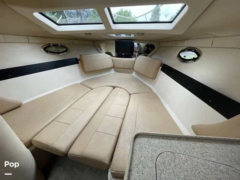 Slide: The Image of Regal 2565 Window Express 2007 - 11247352