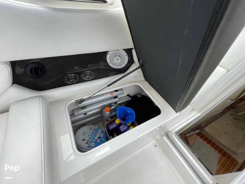 Slide: The Image of Regal 2565 Window Express 2007 - 11247193