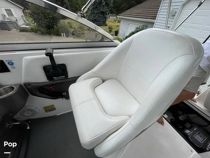 Slide: The Image of Regal 2565 Window Express 2007 - 11247219