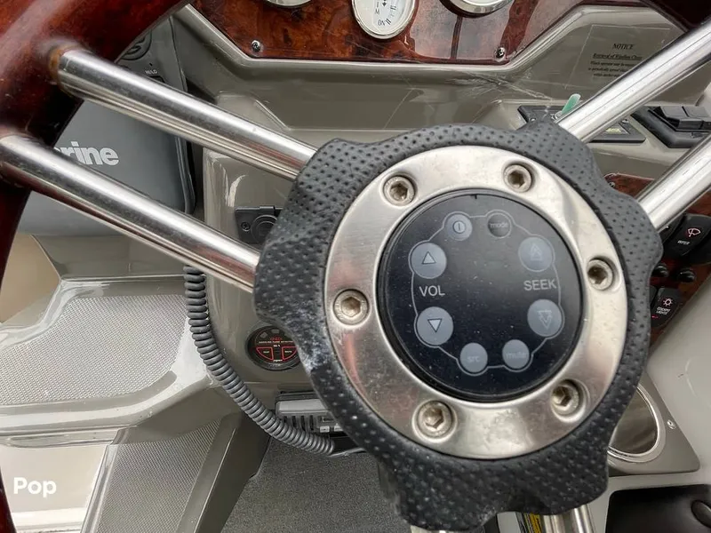 Slide: The Image of Regal 2565 Window Express 2007 - 11247230