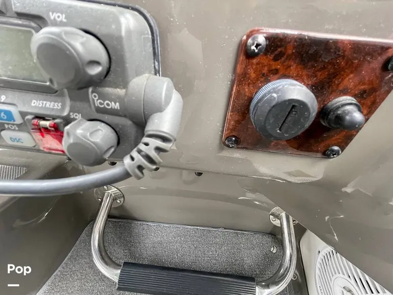 Slide: The Image of Regal 2565 Window Express 2007 - 11247239