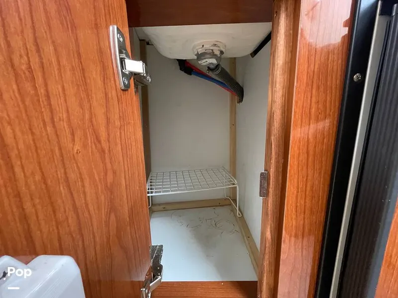 Slide: The Image of Regal 2565 Window Express 2007 - 11247300