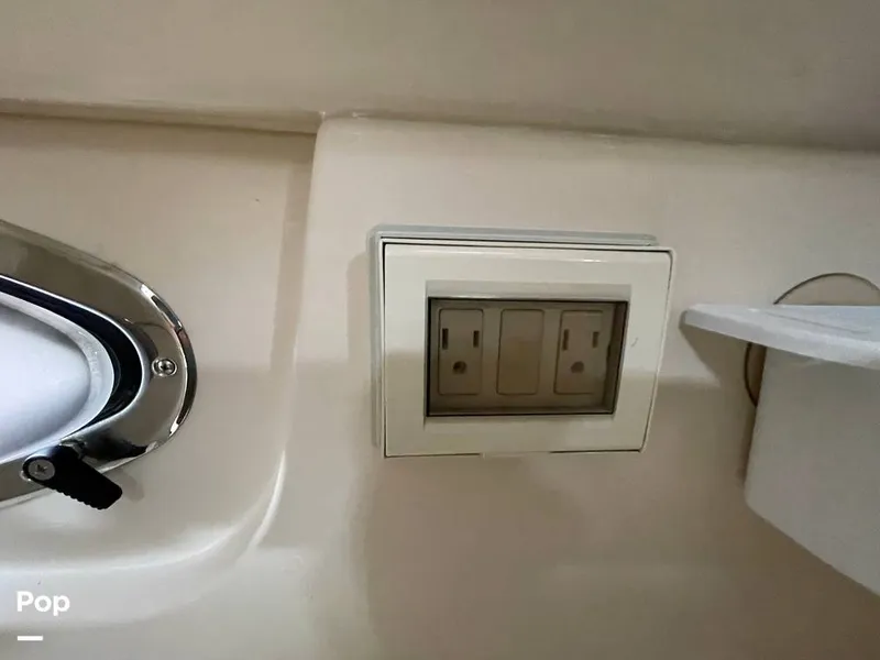 Slide: The Image of Regal 2565 Window Express 2007 - 11247328