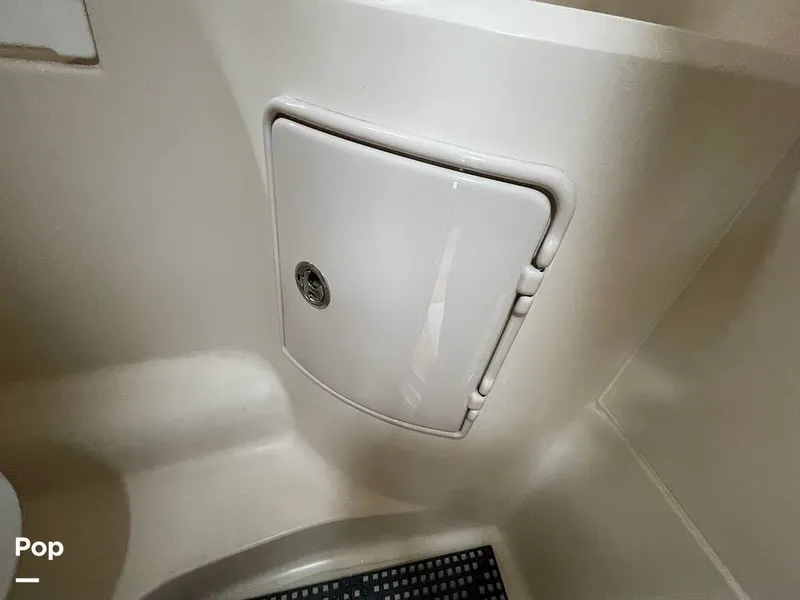 Slide: The Image of Regal 2565 Window Express 2007 - 11247337