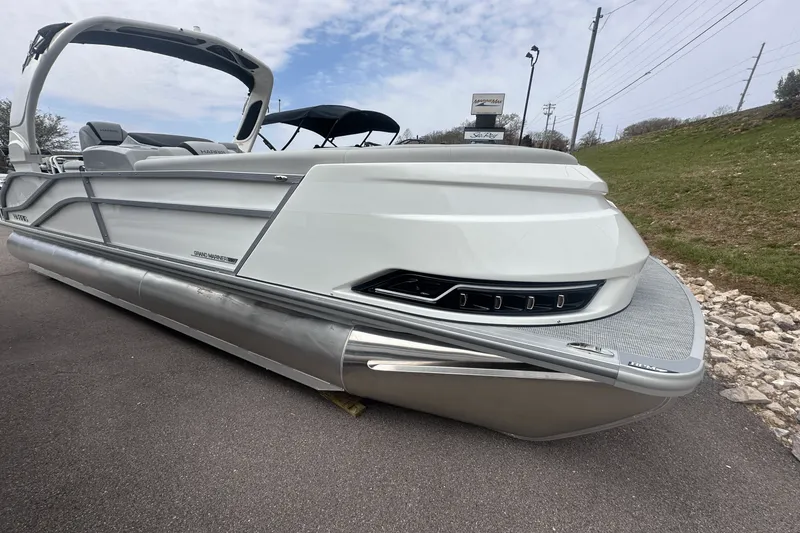 The Image of Harris Grand Mariner 250 2025 - 0