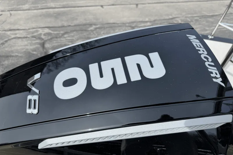 Slide: The Image of Harris 230 Sunliner 2025 - 12