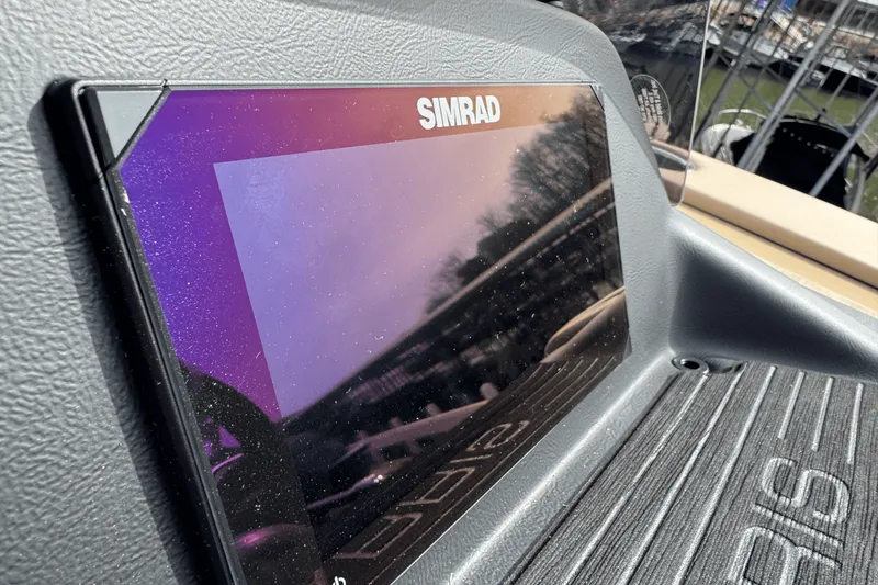 Slide: The Image of Harris 230 Sunliner 2025 - 8