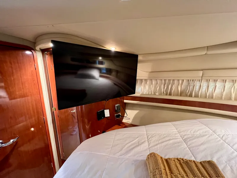 Slide: The Image of Sea Ray 460 Sundancer 2003 - 15