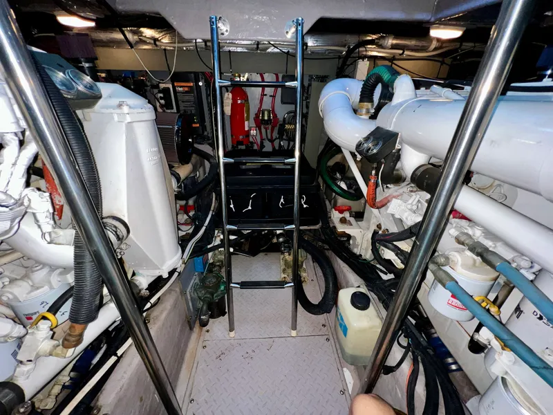 Slide: The Image of Sea Ray 460 Sundancer 2003 - 46