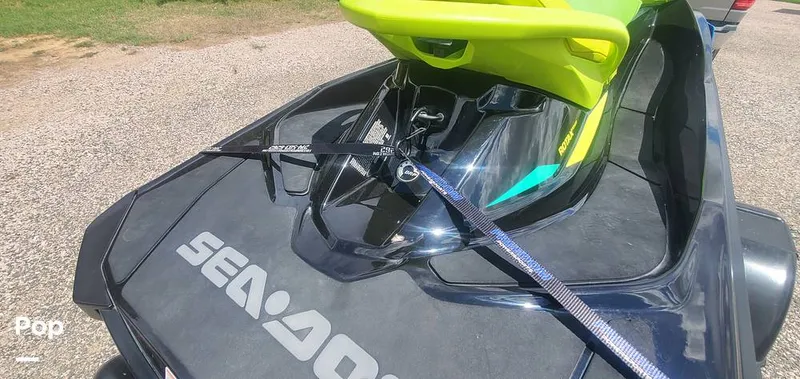 Slide: The Image of Sea-Doo GTI SE155 2019 - 11170892