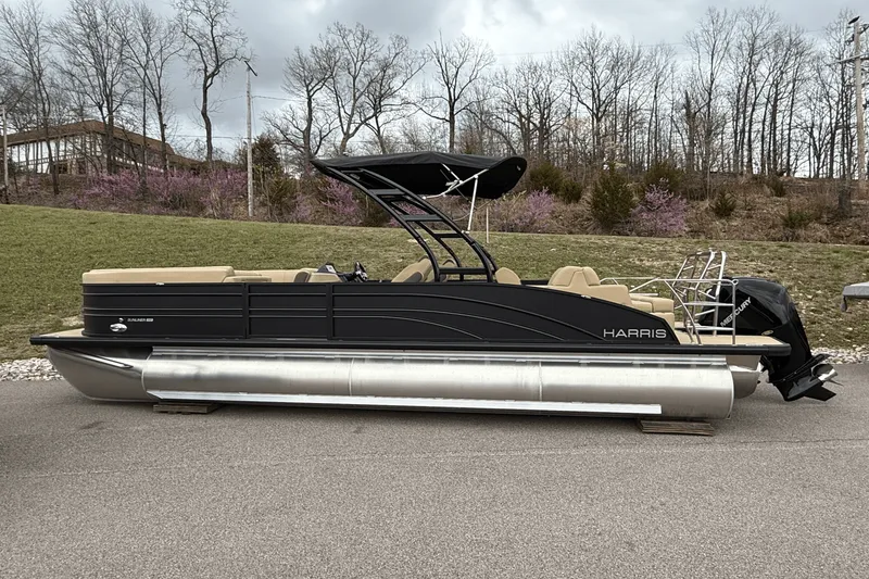 The Image of Harris 250 Sunliner Sport 2025 - 0