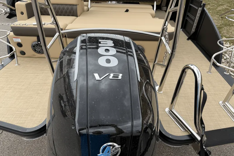 Slide: The Image of Harris 250 Sunliner Sport 2025 - 14