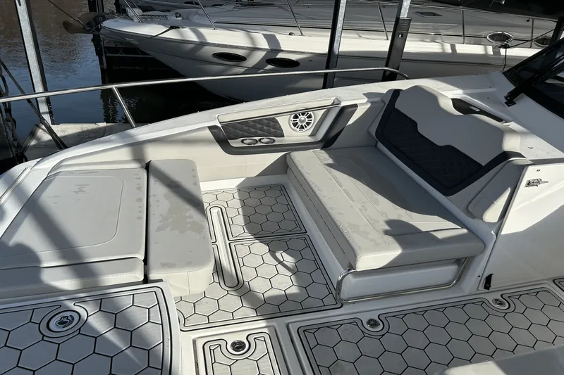 Slide: The Image of Aquila 36 2021 - 15