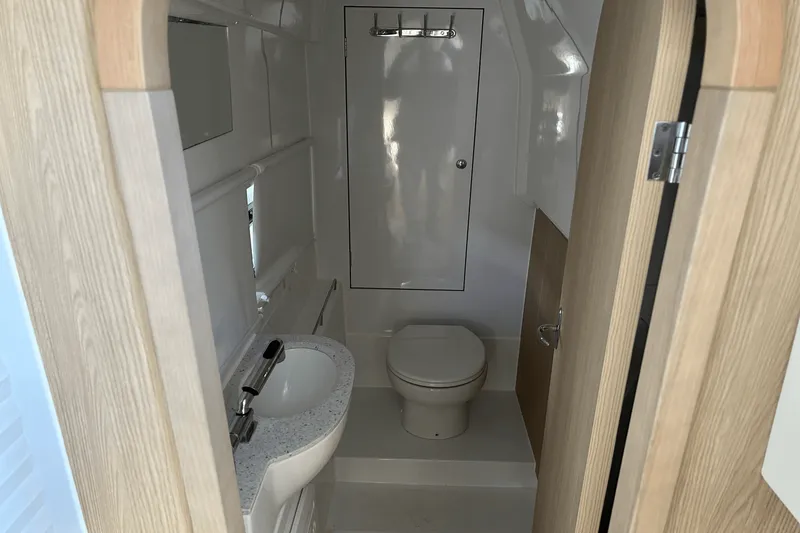 Slide: The Image of Aquila 36 2021 - 25