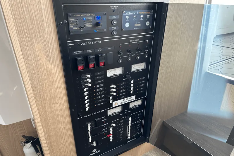 Slide: The Image of Aquila 36 2021 - 26