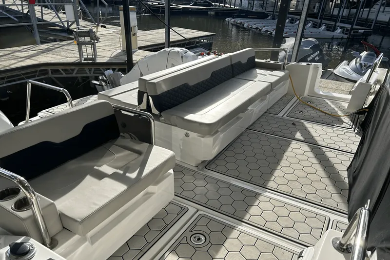 Slide: The Image of Aquila 36 2021 - 7