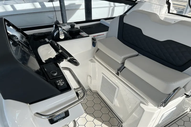 Slide: The Image of Aquila 36 2021 - 8